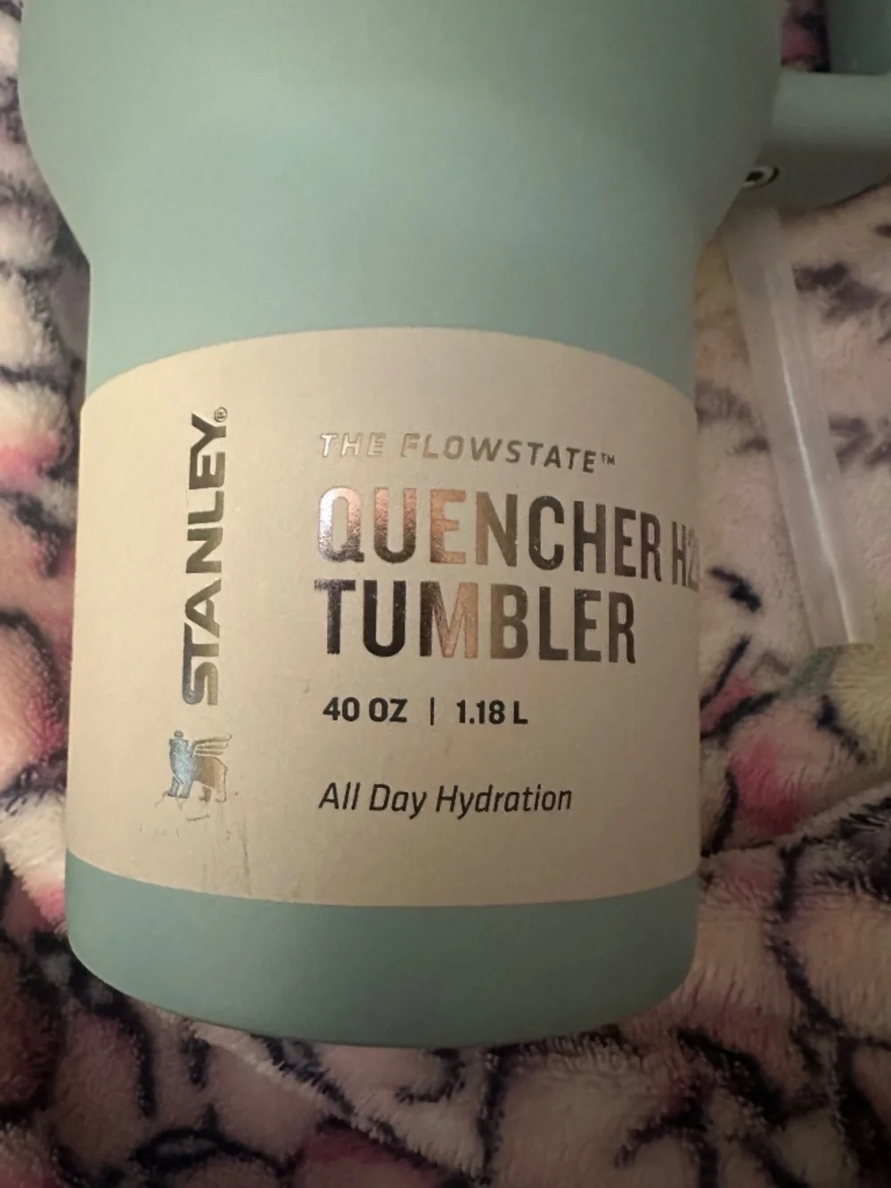NEW STANLEY TUMBLER SEAFOAM GREEN 40iz - Picture 2 of 4